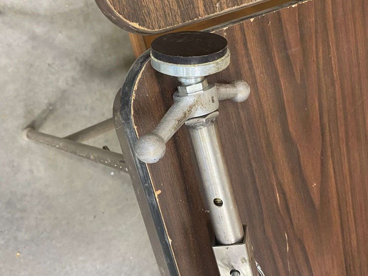 laser-alignment-inc.-6700-beam-aligner-and-supporting-hardware-image-9