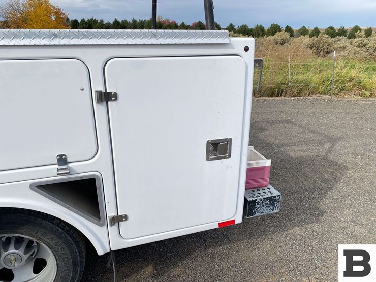 2009-chevrolet-silverado-3500-image-17