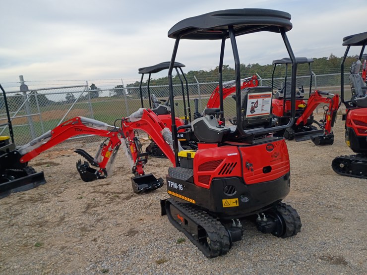 #l57-009-•-2025-tpm-16-mini-excavator-(gasoline)-image-2