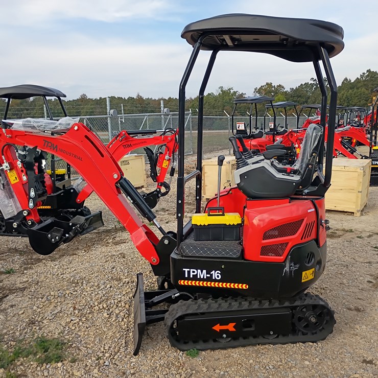 #L57-007 • 2025 TPM-16 Mini Excavator (gasoline)