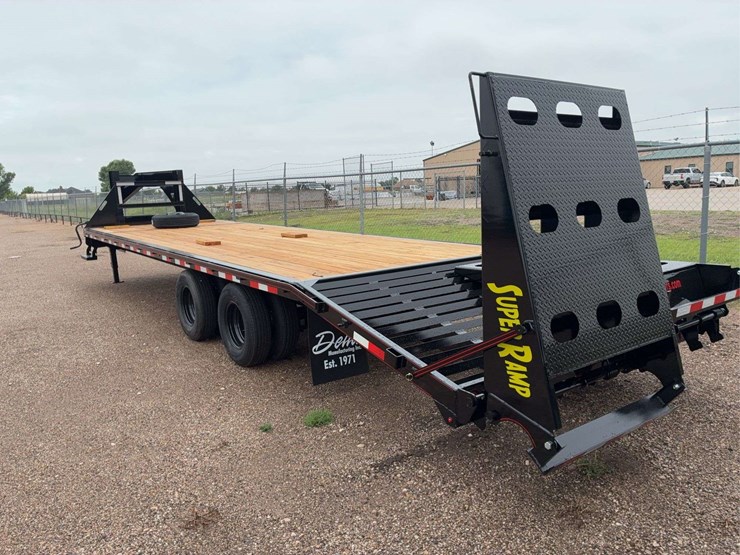 2025-delta-manufacturing,-inc.-30'-gooseneck-flatbed-trailer-image-4