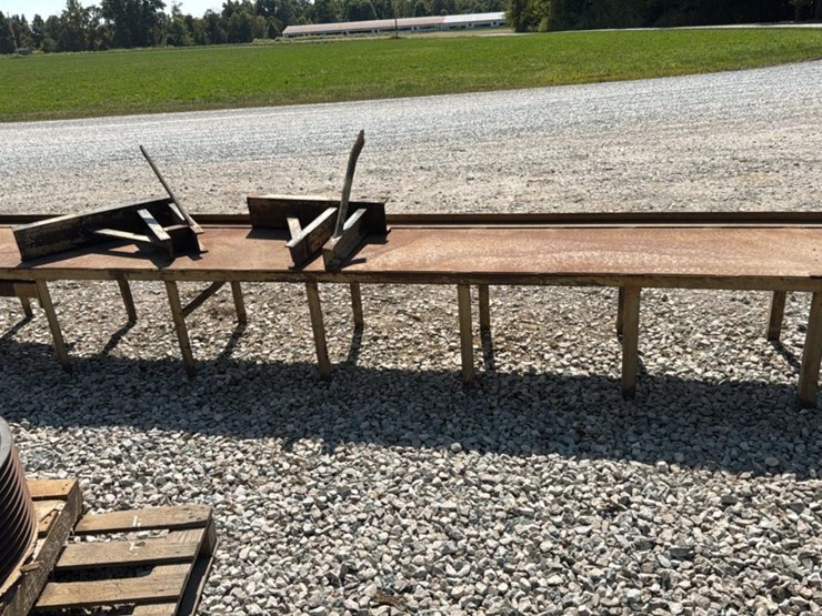 #4709-•-off-bear-stand-image-1