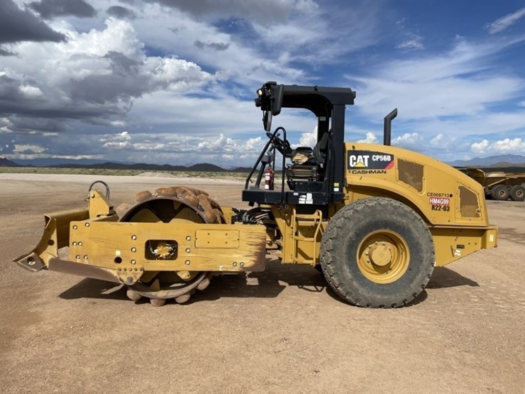 2018-caterpillar-cp56b-image-2