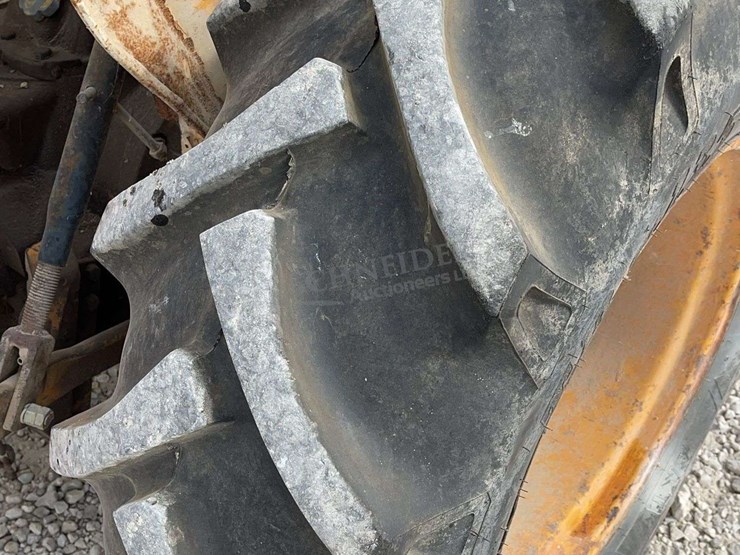 john-deere-401-image-24