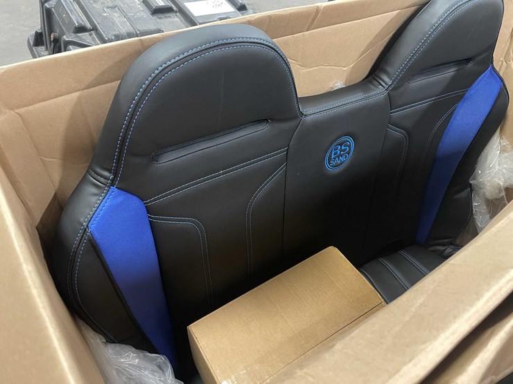 #8621-•-new-can-am-seat-(f)-image-13