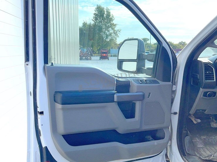 2018-ford-f450-image-38