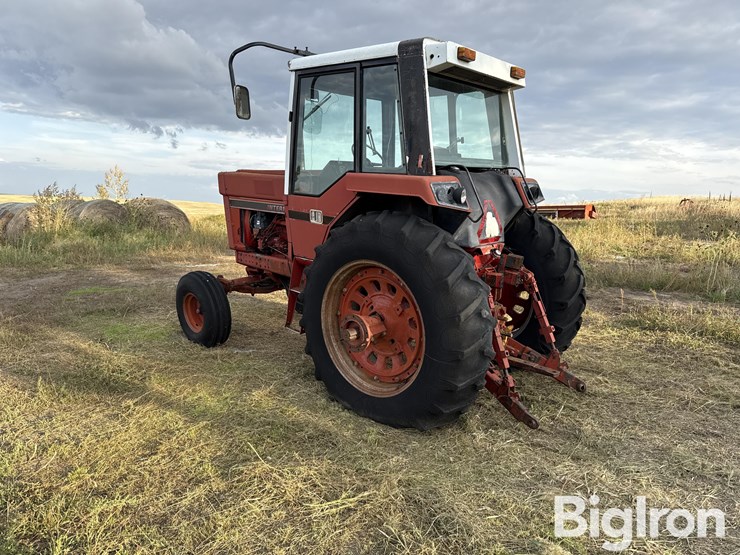 1976-international-1086-image-7