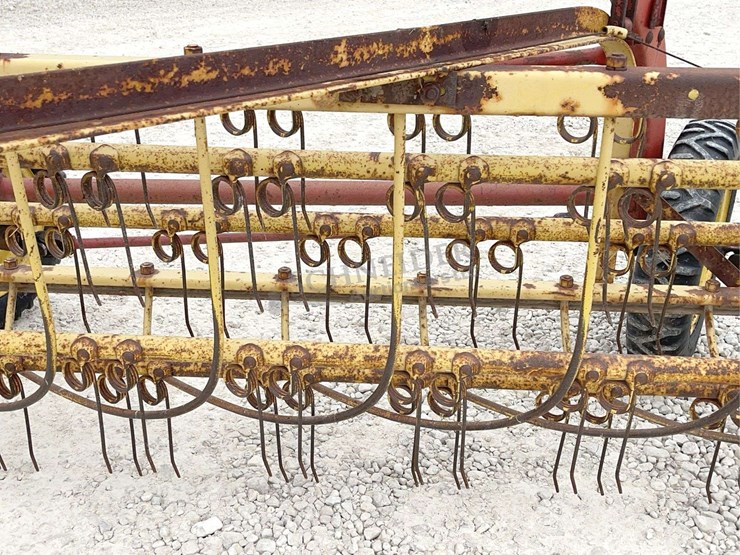 new-holland-256-image-11