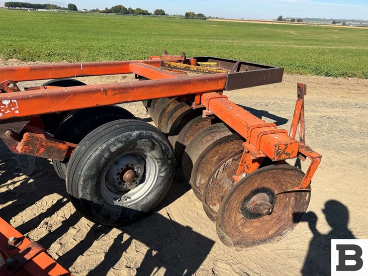 case-g109-146-offset-disc-image-22