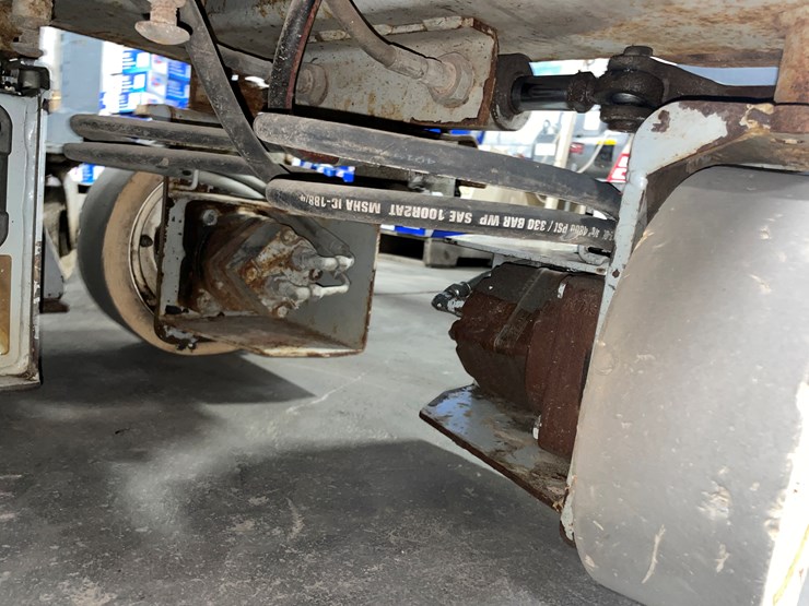 #1382-•-19'-scissor-lift-(f)-image-33