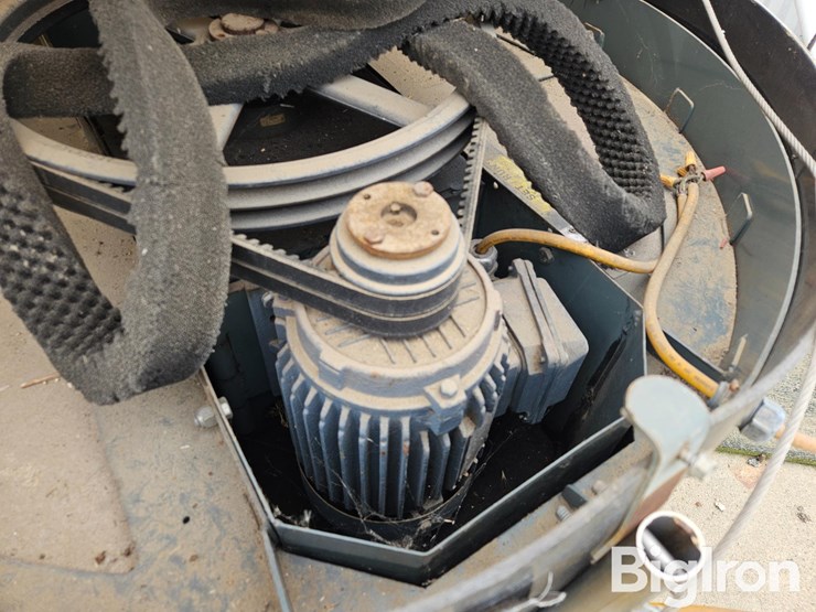 lagoon-manure-spinners-image-14