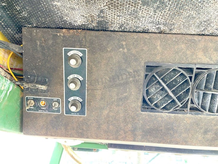 john-deere-2840-image-43