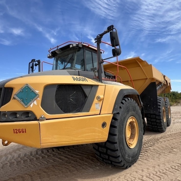 2020 VOLVO A60H