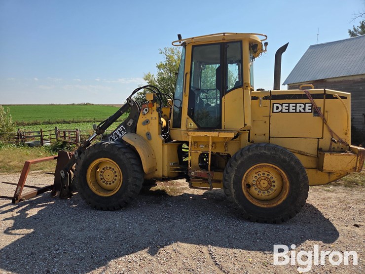 1997-deere-tc44h-image-8