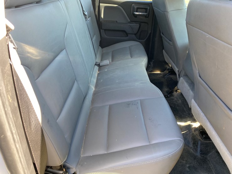 2018-chevrolet-silverado-image-17