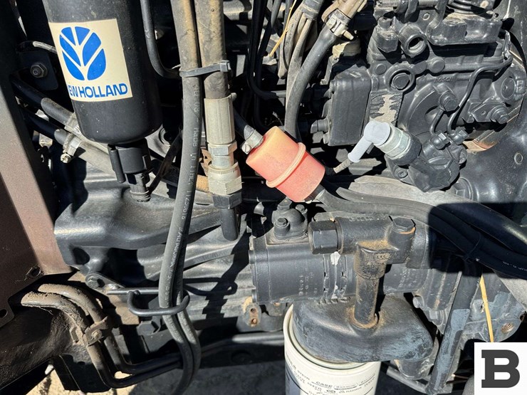 2010-new-holland-t5060-image-52