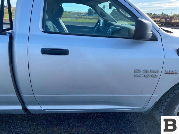 2018-ram-1500-pickup-image-20