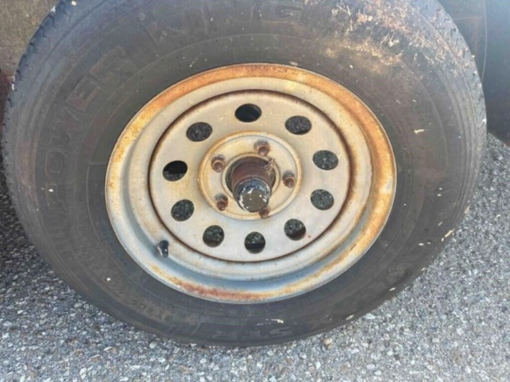 16’-trailmaster-flatbed-trailer-image-5