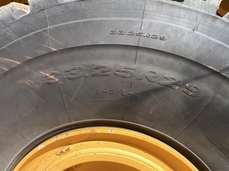 2020-volvo-a60h-image-10