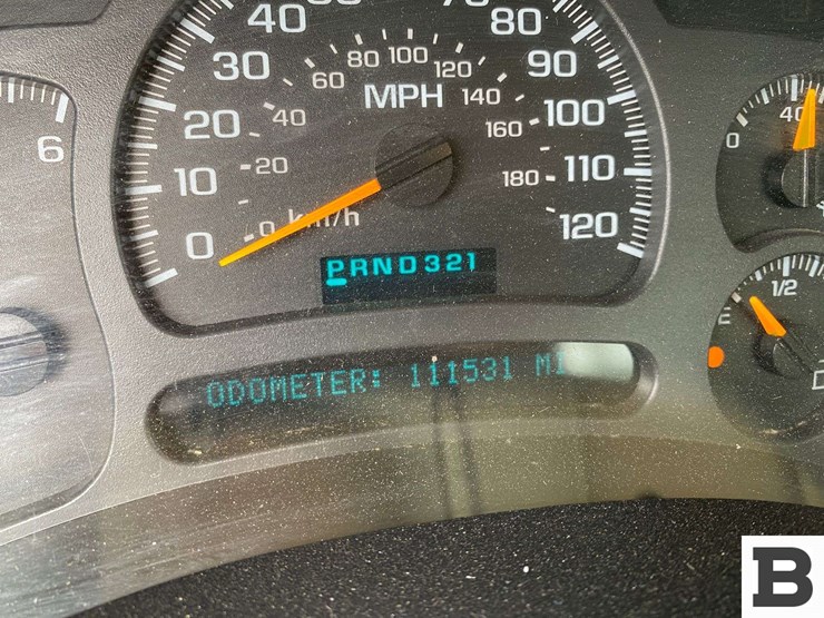 2004-chevrolet-silverado-3500-image-37