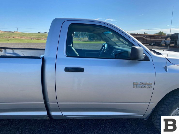 2013-ram-1500-pickup-image-20