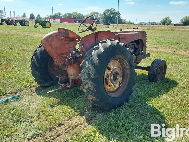 1949-massey-harris-30-image-5