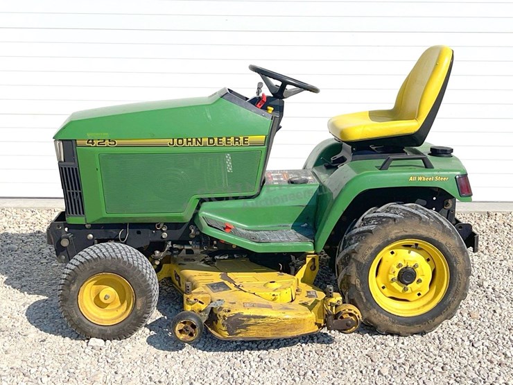 john-deere-425-image-4