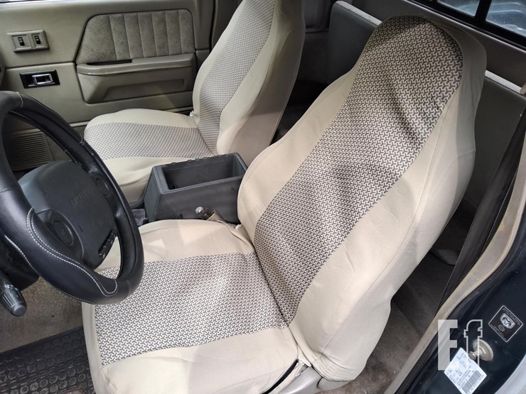 1996-dodge-dakota-slt-image-7