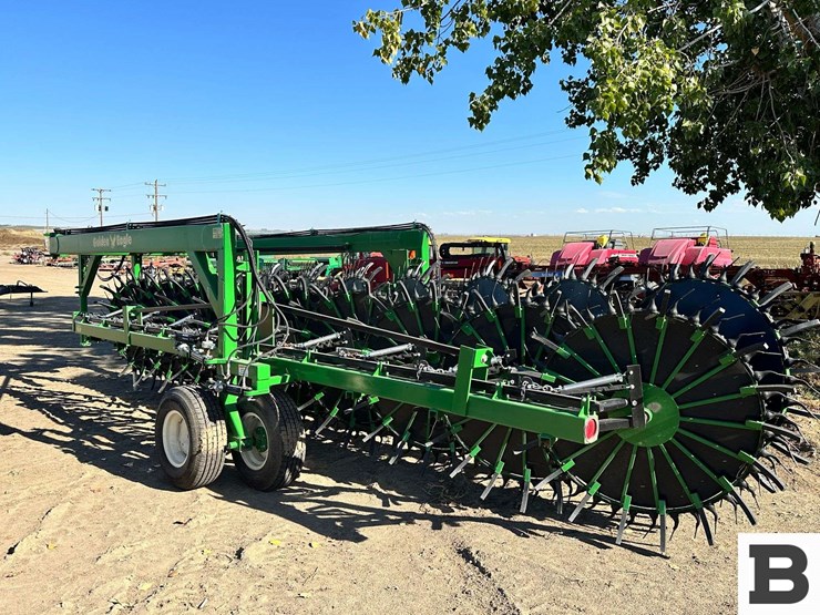 2023-circle-c-equipment,-llc-golden-eagle-wheel-rake-image-3