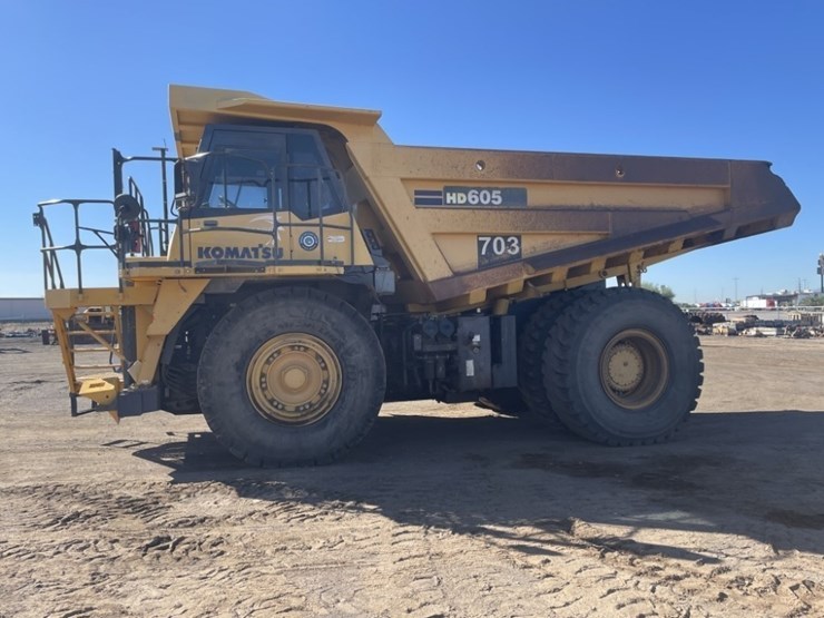 2015-komatsu-hd605-7e0-image-2