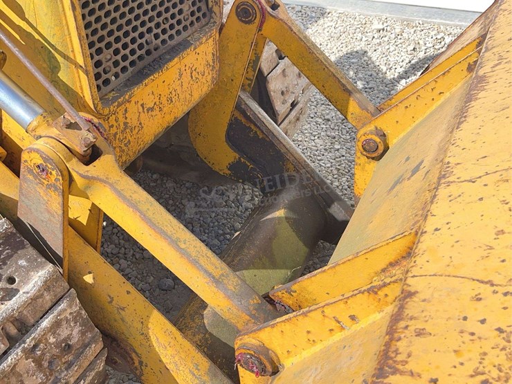 john-deere-450-image-13