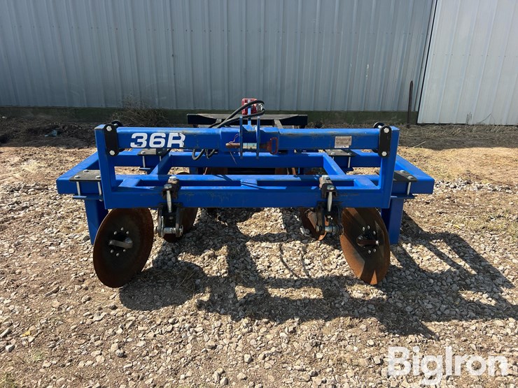 industrias-america-36r-track-closer-image-2