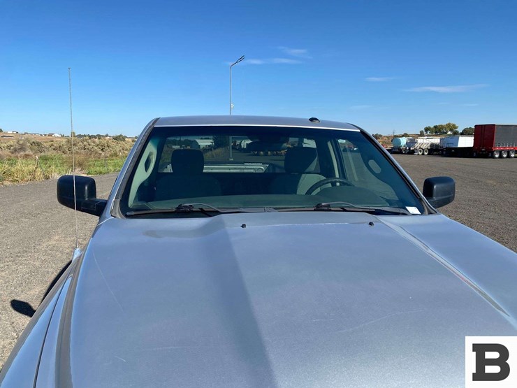 2013-ram-1500-pickup-image-9