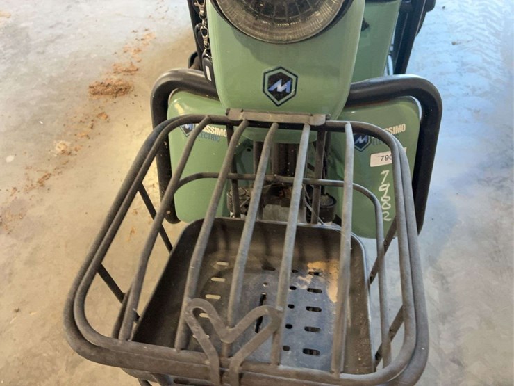 massimo-electric-2022-mini-golf-cart-image-11