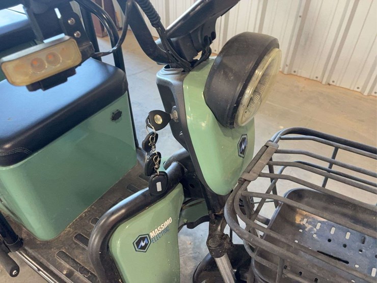 massimo-electric-2022-mini-golf-cart-image-12