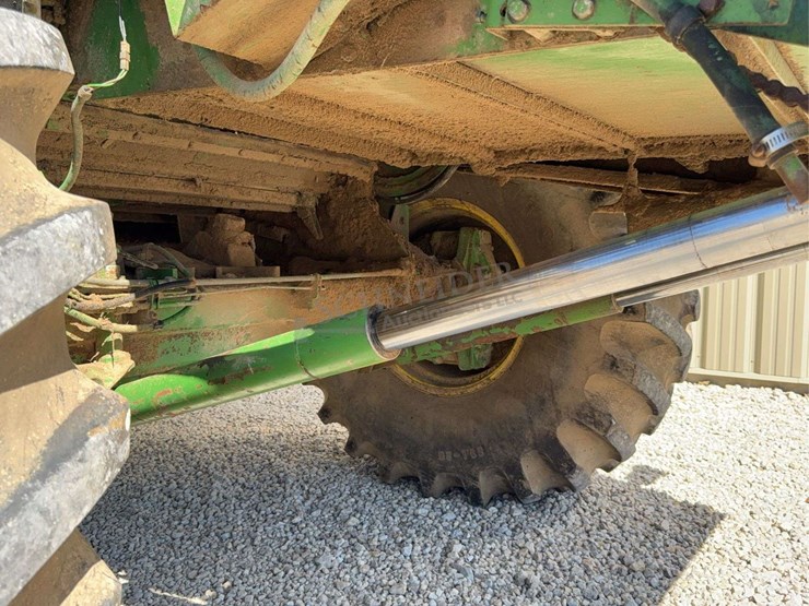 john-deere-4425-image-15