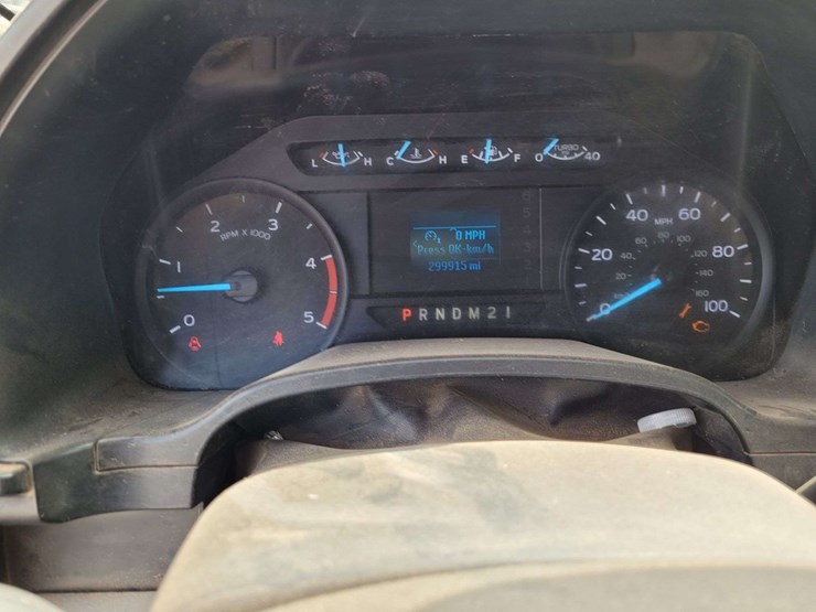 2018-ford-f350-image-19