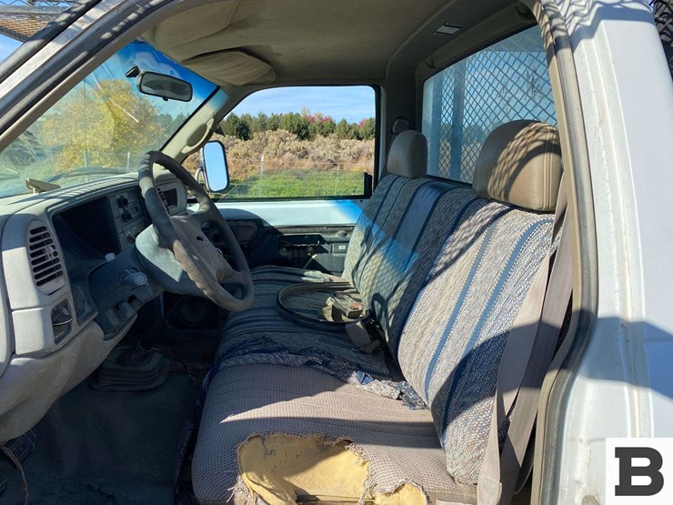 2001-chevrolet-gmt400-image-30