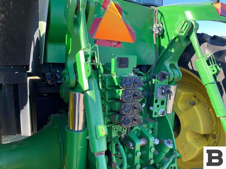 2008-john-deere-8330-image-37
