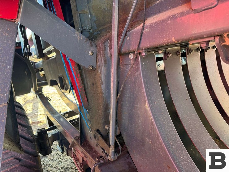 2012-massey-ferguson-2190-image-47