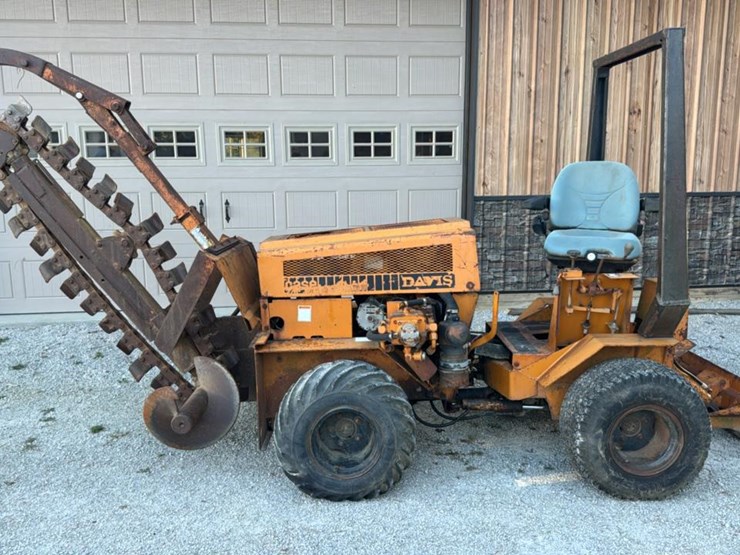 #1363-•-case-trencher-image-2