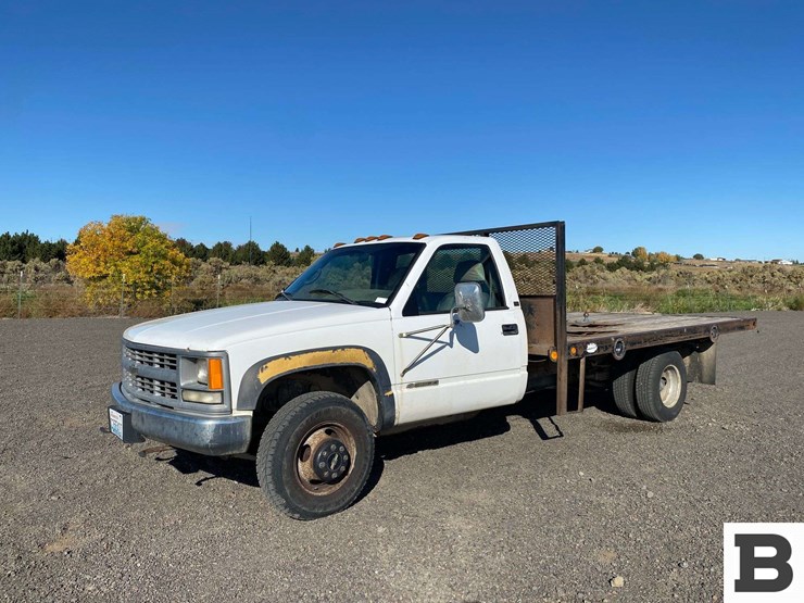 1996-chevrolet-k3500-image-2