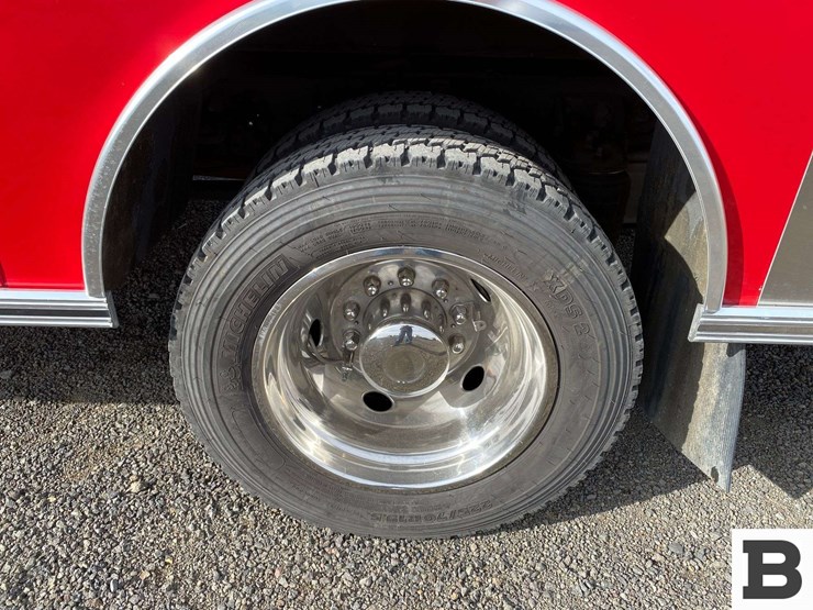 2011-ford-f450-image-18