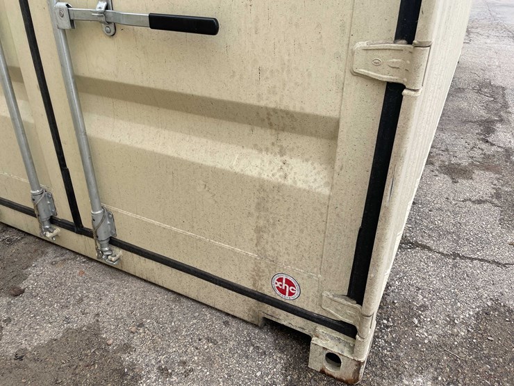 #1385-•-20'-shipping-container-(of)-image-12