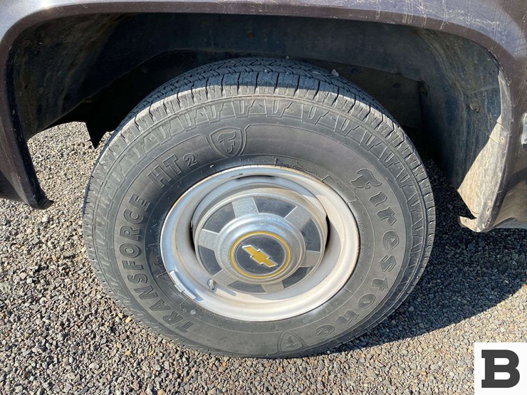 1985-chevrolet-c20-image-9