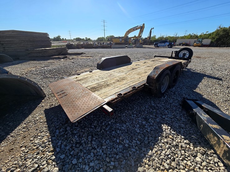 #22364-•-2016-tilt-deck-trailerman-equipment-trailer-image-15