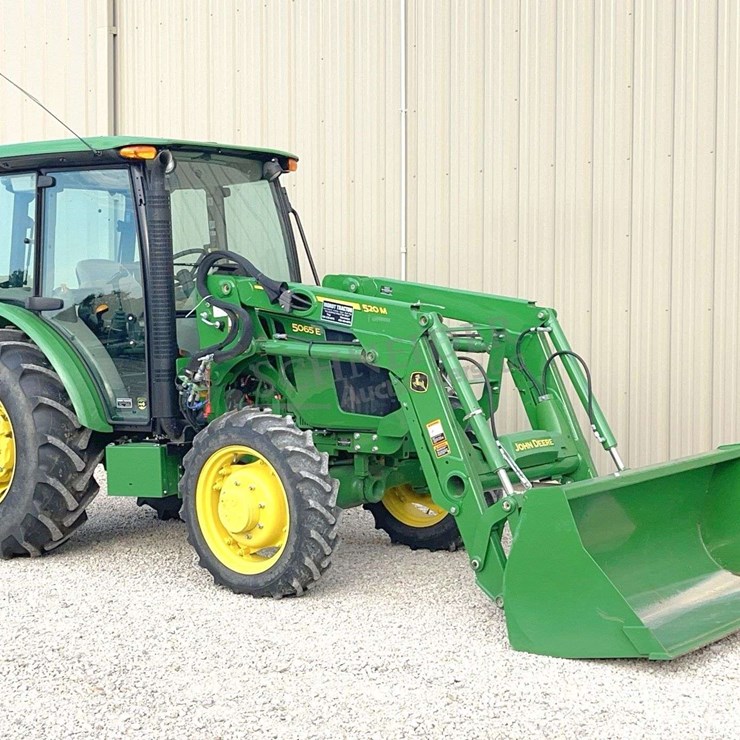 2022 JOHN DEERE 5065E