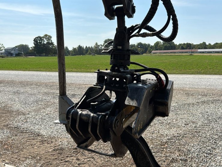 2003-timberpro-tf820e-image-21