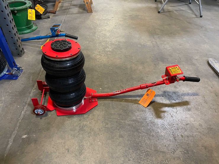 #8531-•-pneumatic-3-ton-lift-capacity-air-jack-(pr12)-image-1