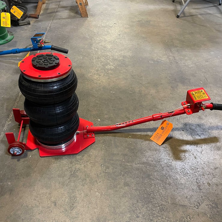 #8531 • Pneumatic 3 Ton Lift Capacity Air Jack (PR12)